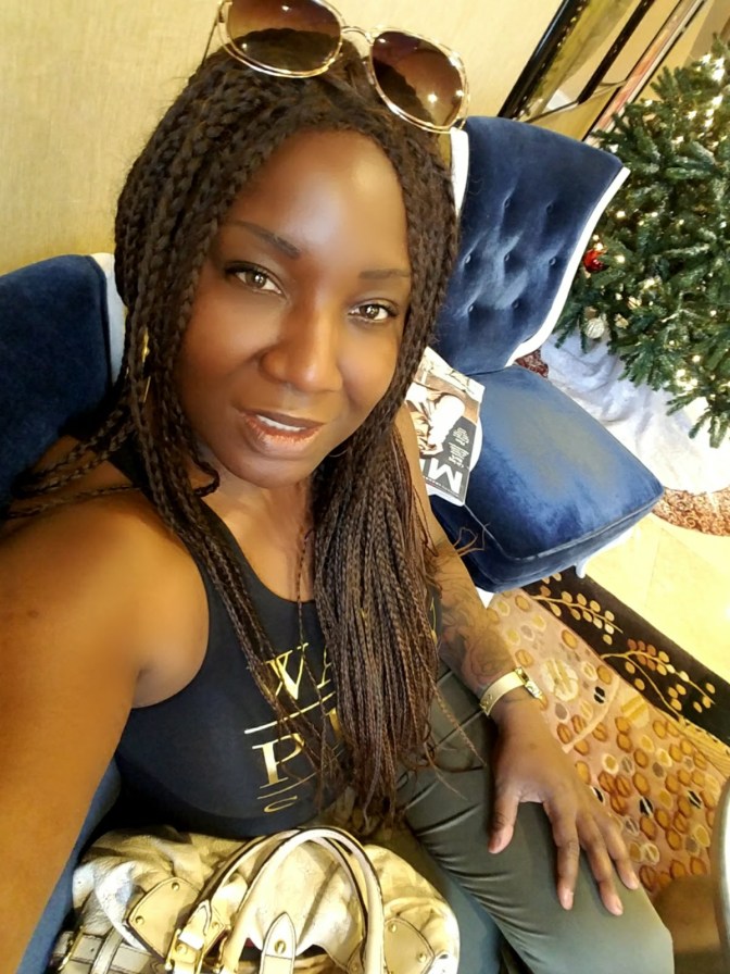 2017-12-06-00-01-11-556